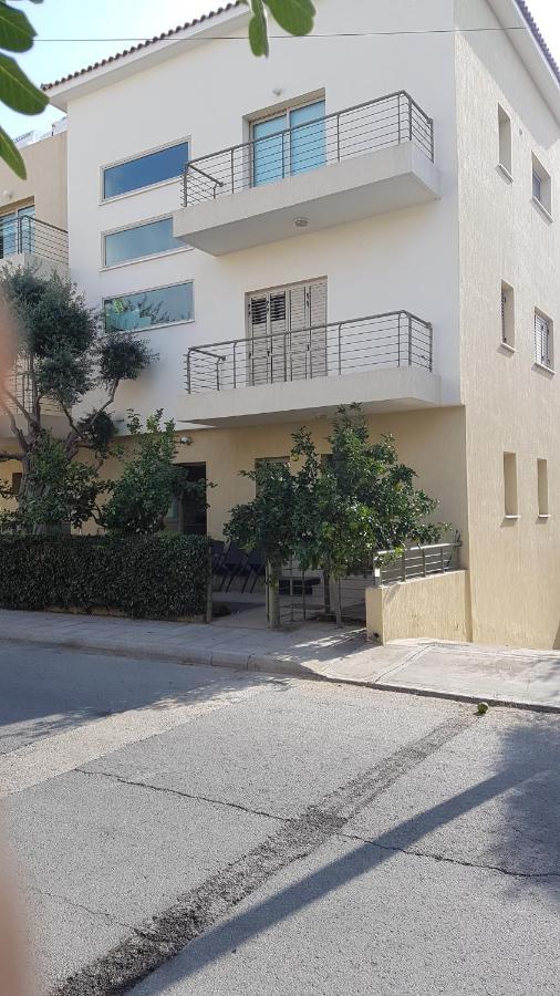 Kerynia Apartments Paphos Exteriör bild