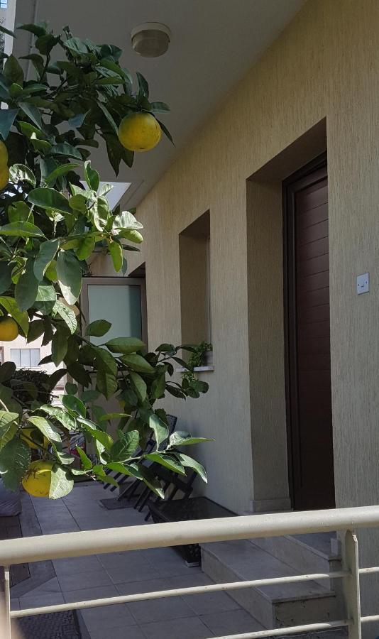 Kerynia Apartments Paphos Exteriör bild